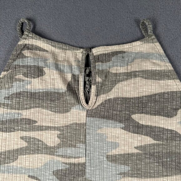 Maurices Womens L Camouflage Halter Top With Crochet Detail Lightweight Blend - Picture 7 of 7